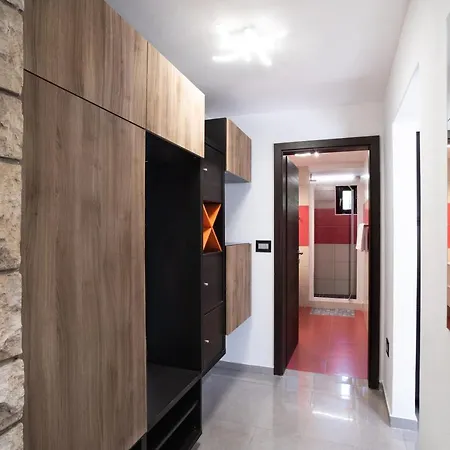 Apartment Toni