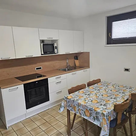 Toni Apartment Portoroz