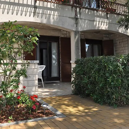 Toni Apartmán *