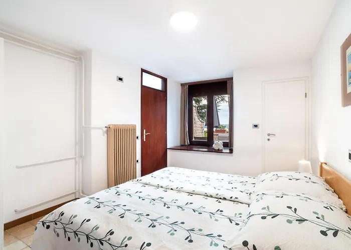 Toni Апартаменты *