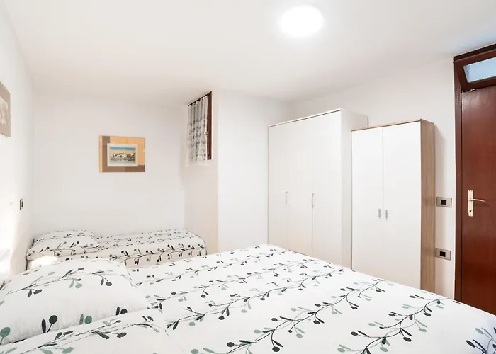 Toni Апартаменты *